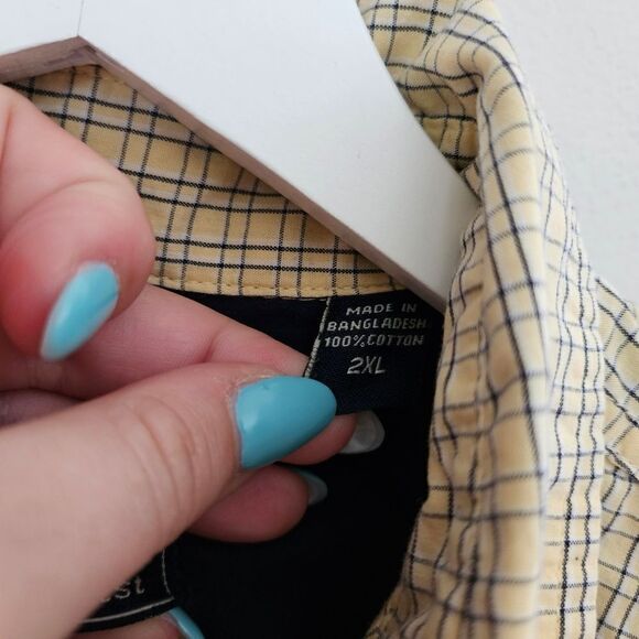 Wrangler Shirt Button Down Light Yellow Plaid Short Sleeve Wrinkle Resist Casual - Picture 10 of 11